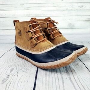 Sorel Kids Tan and Black Boots